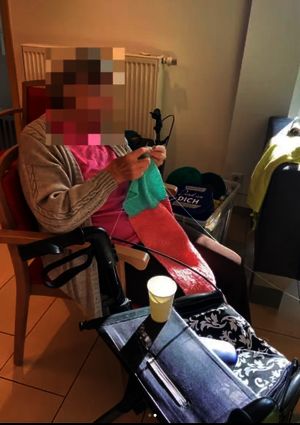 Im Stadtdomizil wird mit Liebe gestrickt, gekl&ouml;nt und gelacht